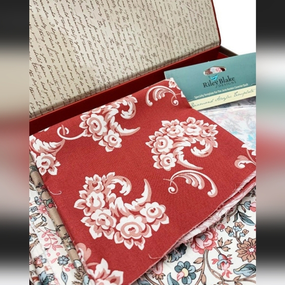 Riley Blake's Jane Austen's At Home Quilt Coverlet Boxed Kit - Picture 8 of 9